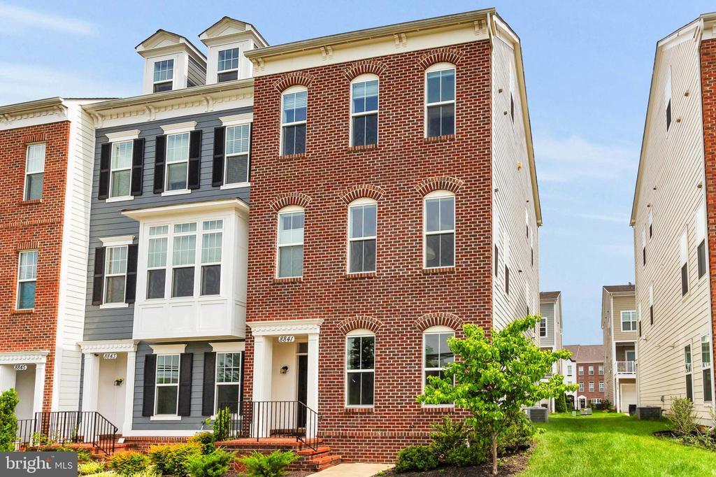 8841 Urbana Church Rd in Frederick, MD - Building Photo