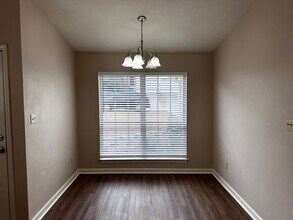 7345 Hollis St in Tallahassee, FL - Building Photo - Building Photo