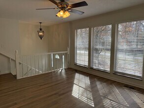 11105 Lake Hills Dr in Knoxville, TN - Building Photo - Building Photo