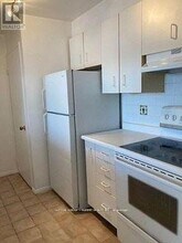4205 Shipp Dr in Mississauga, ON - Building Photo - Building Photo
