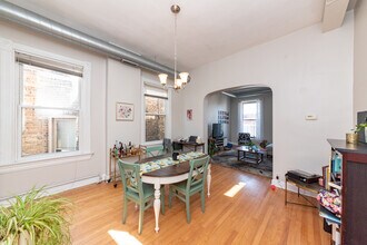 1429 W Chicago Ave in Chicago, IL - Building Photo - Building Photo