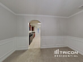 340 Wekiva Ct in Atlanta, GA - Foto de edificio - Building Photo