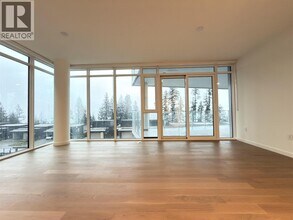 3963 Uplands Wy in Vancouver, BC - Building Photo - Building Photo