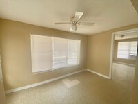 1925 Ebony Ave, Unit 2 in McAllen, TX - Building Photo - Building Photo