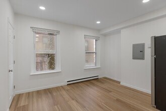 65 Saint Botolph St, Unit 2 in Boston, MA - Building Photo - Building Photo
