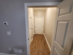 9050 Bayrose Cir in East Point, GA - Building Photo - Building Photo