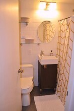 435 Hanover St, Unit 2D in Boston, MA - Building Photo - Building Photo