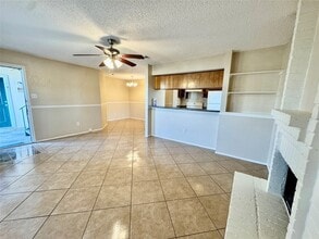 1312 Brenda Ln, Unit B in Humble, TX - Building Photo - Building Photo