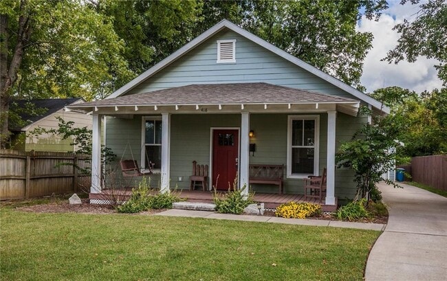 property at 418 SW 7th St