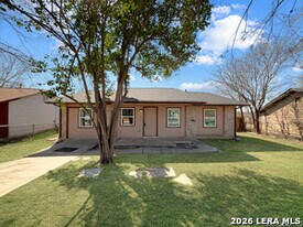 8905 Seacliff St in San Antonio, TX - Building Photo