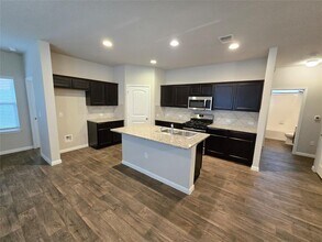 10804 Gonzales Ranger Pass in Austin, TX - Building Photo - Building Photo