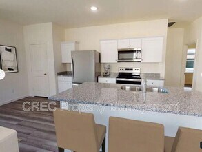 475 Pender Woods Dr in Summerville, SC - Building Photo - Building Photo