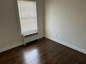 67 Scudder Ave-Unit -2 in Northport, NY - Foto de edificio - Building Photo