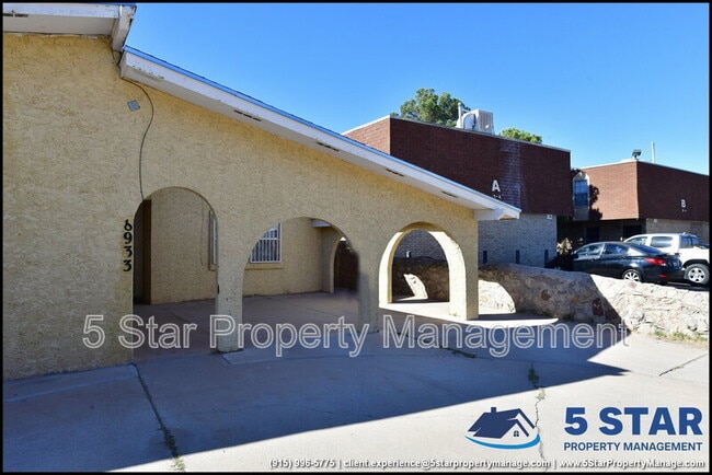 8933 Kenneth St in El Paso, TX - Building Photo - Building Photo