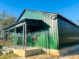 48 1st Ave in Barney, GA - Building Photo