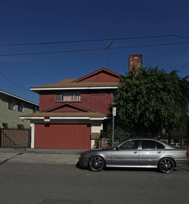 314 S Avenue 19 in Los Angeles, CA - Foto de edificio - Building Photo