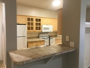 3701 Conroy Rd in Orlando, FL - Building Photo - Building Photo