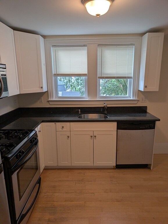 4 Webster St in Somerville, MA - Building Photo - Building Photo