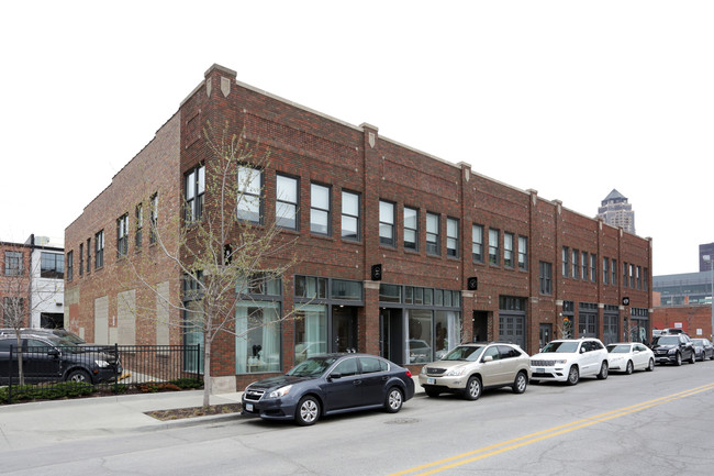 1417 Walnut St in Des Moines, IA - Building Photo - Building Photo