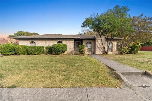 property at 2502 Sam Houston Dr