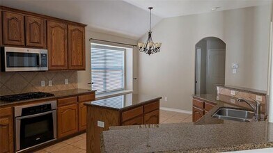 11250 Luckenbach Dr in Frisco, TX - Building Photo - Building Photo