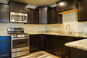 528 Fox Chase Dr in Draper, UT - Building Photo - Building Photo