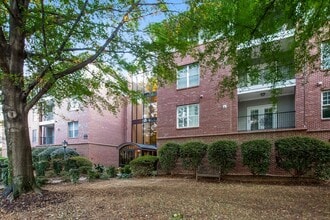 725 Magnolia Ave in Charlotte, NC - Building Photo - Building Photo