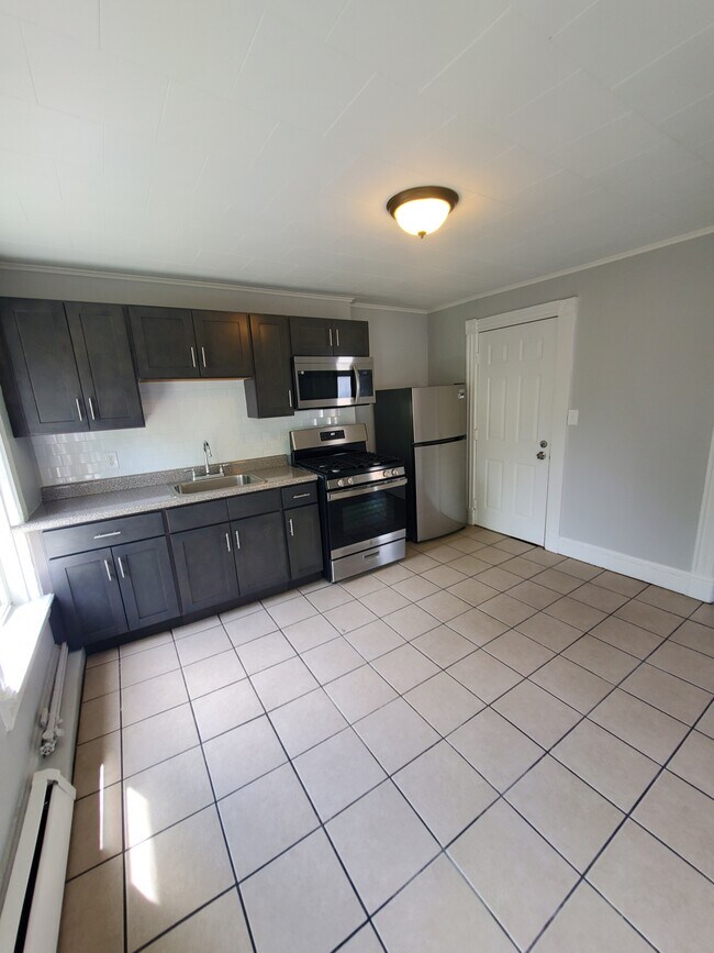 85 Mill St Apartments and Nearby Newburgh Apartments For Rent