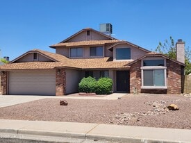 7410 W Cholla St in Peoria, AZ - Building Photo