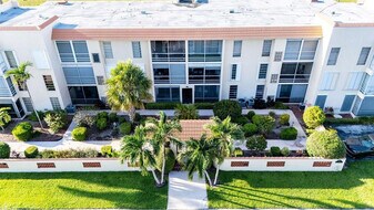 331 SW 8th St in Boca Raton, FL - Building Photo