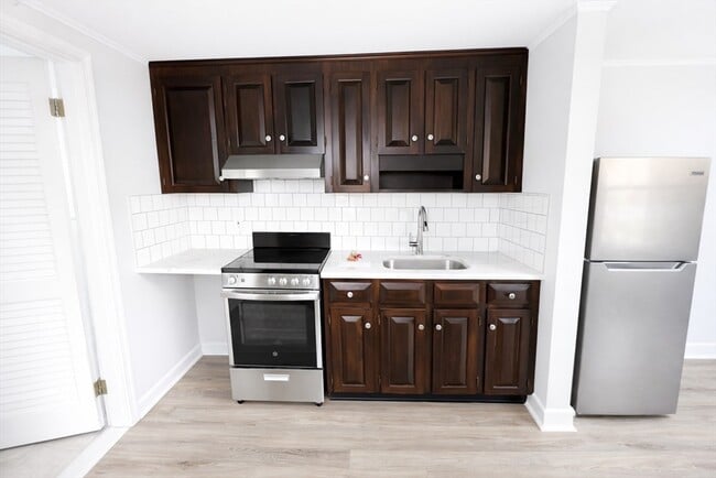 92 Elm St in Quincy, MA - Building Photo - Building Photo