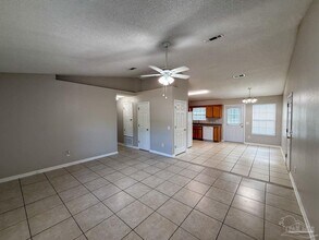 4167 Bell Ln in Milton, FL - Building Photo - Building Photo
