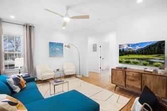 16 Union St, Unit Apt 2 in Montclair, NJ - Foto de edificio - Building Photo