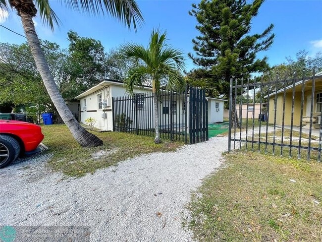property at 1717 NW 8th Pl