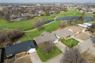 11805 Ashford Dr in Yukon, OK - Building Photo - Building Photo