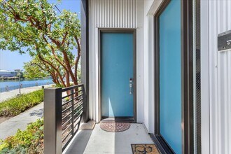 2857 Regatta Dr in Oakland, CA - Building Photo - Building Photo