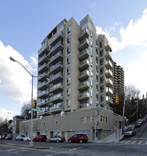 The View Luxury Apartments in Staten Island, NY - Foto de edificio - Building Photo