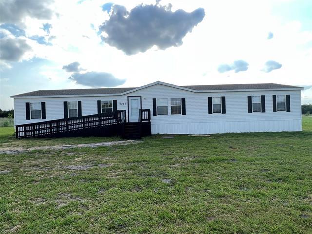 2860 Co Rd 601 in Farmersville, TX - Building Photo