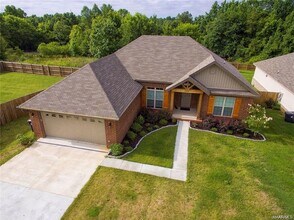 175 Serene Ln in Wetumpka, AL - Building Photo - Building Photo