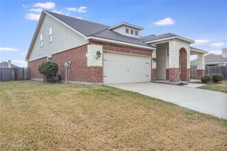 900 Penny Royal Ct in Arlington, TX - Foto de edificio - Building Photo