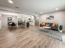 717 Watson Ave in Simi Valley, CA - Building Photo