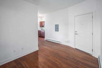 476 Terrace Blvd in Depew, NY - Building Photo - Building Photo