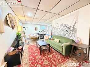 8 Arden St, Unit 2 in Boston, MA - Foto de edificio - Building Photo