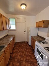 4933 N Whipple St, Unit 1S in Chicago, IL - Building Photo - Building Photo