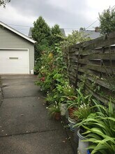 1463 Riverside Dr, Unit #1 in Lakewood, OH - Building Photo - Building Photo