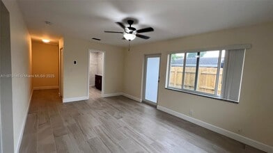 2559 NE 10th Ct in Pompano Beach, FL - Building Photo - Building Photo