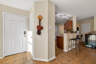 3326 Zephyr Glen Way in Houston, TX - Foto de edificio - Building Photo