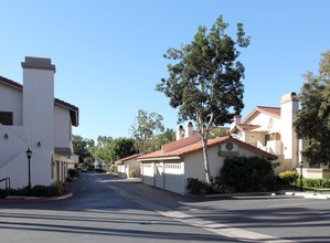 Marbella in San Diego, CA - Foto de edificio - Building Photo