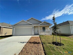 422 Fairy Duster Dr in New Braunfels, TX - Building Photo - Building Photo