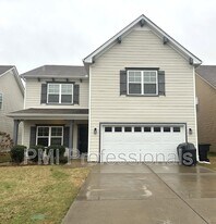 2413 Salem Glen Xing in Murfreesboro, TN - Building Photo